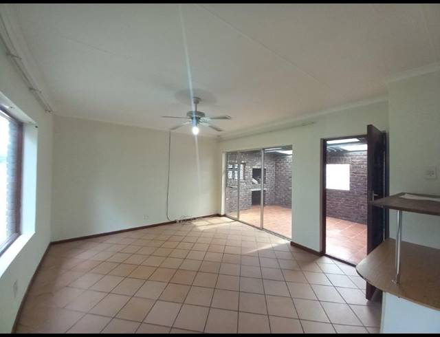 2 BEDROOM TOWNHOUSE RENTED IN WESTERING